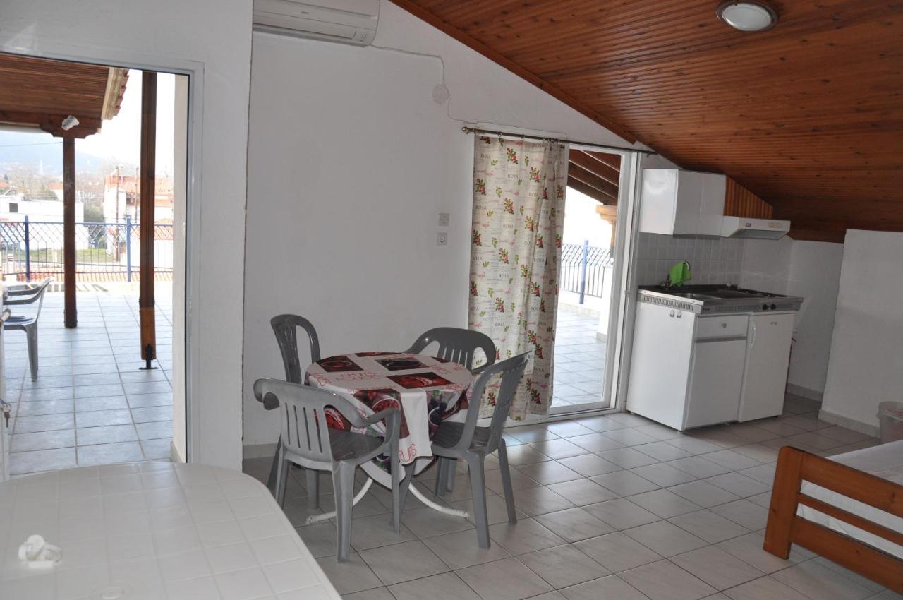 Apartments Stavroula Ηospitality Врасна Номер фото